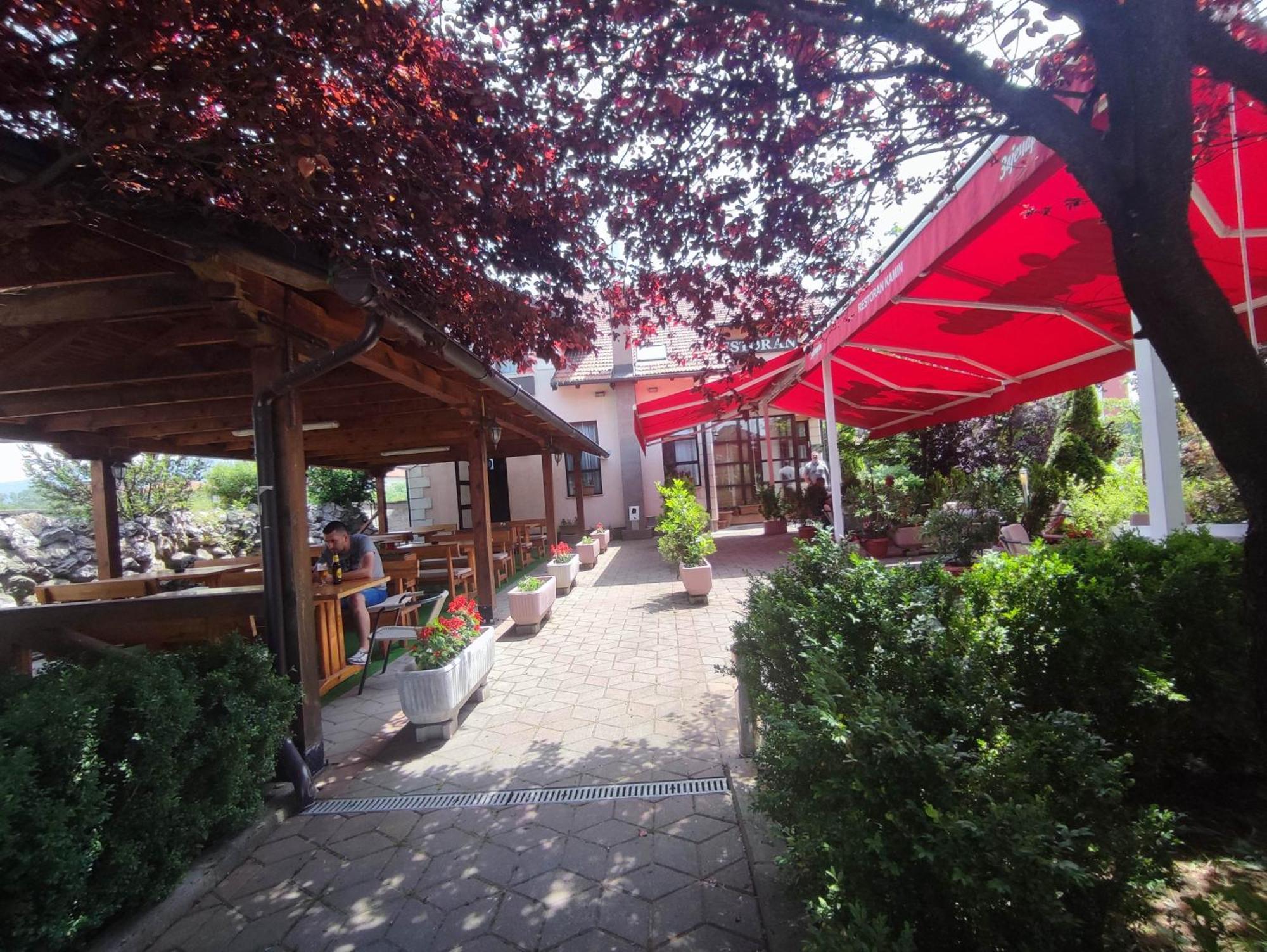 Bed and Breakfast Pansion Kamin Lukavica Zewnętrze zdjęcie