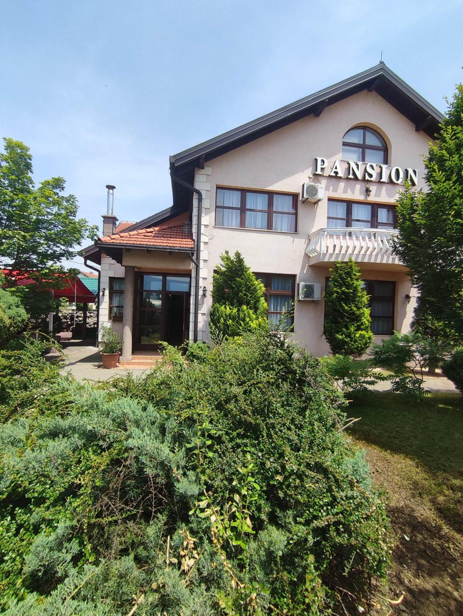Bed and Breakfast Pansion Kamin Lukavica Zewnętrze zdjęcie