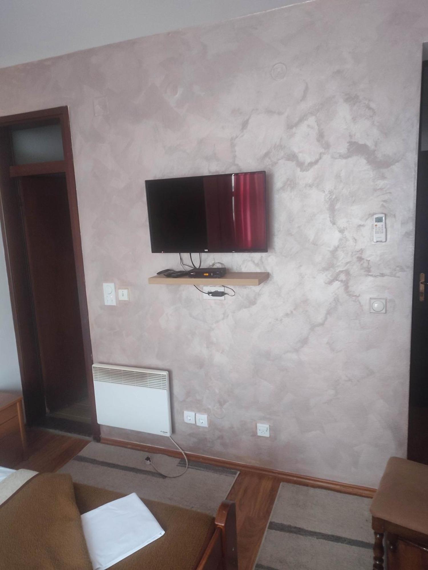 Bed and Breakfast Pansion Kamin Lukavica Zewnętrze zdjęcie